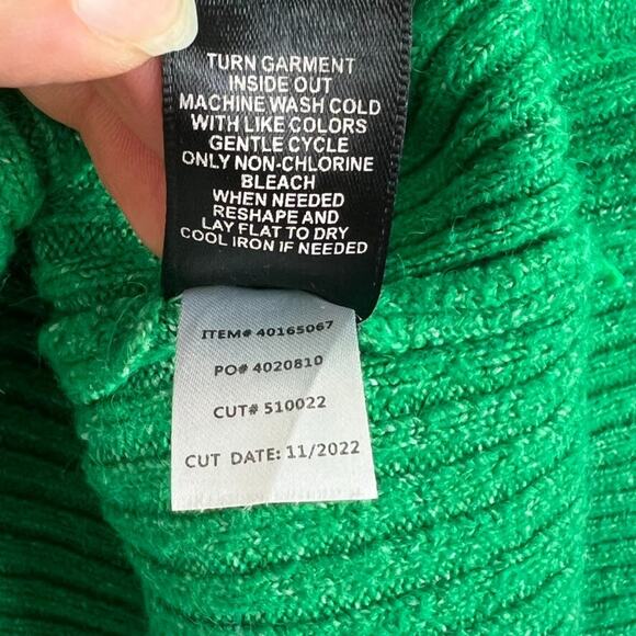 Torrid Sweater Women's Size 3 Vegan Cashmere V-Neck Ruffle Elbow Sleeve Pullover - Picture 8 of 10